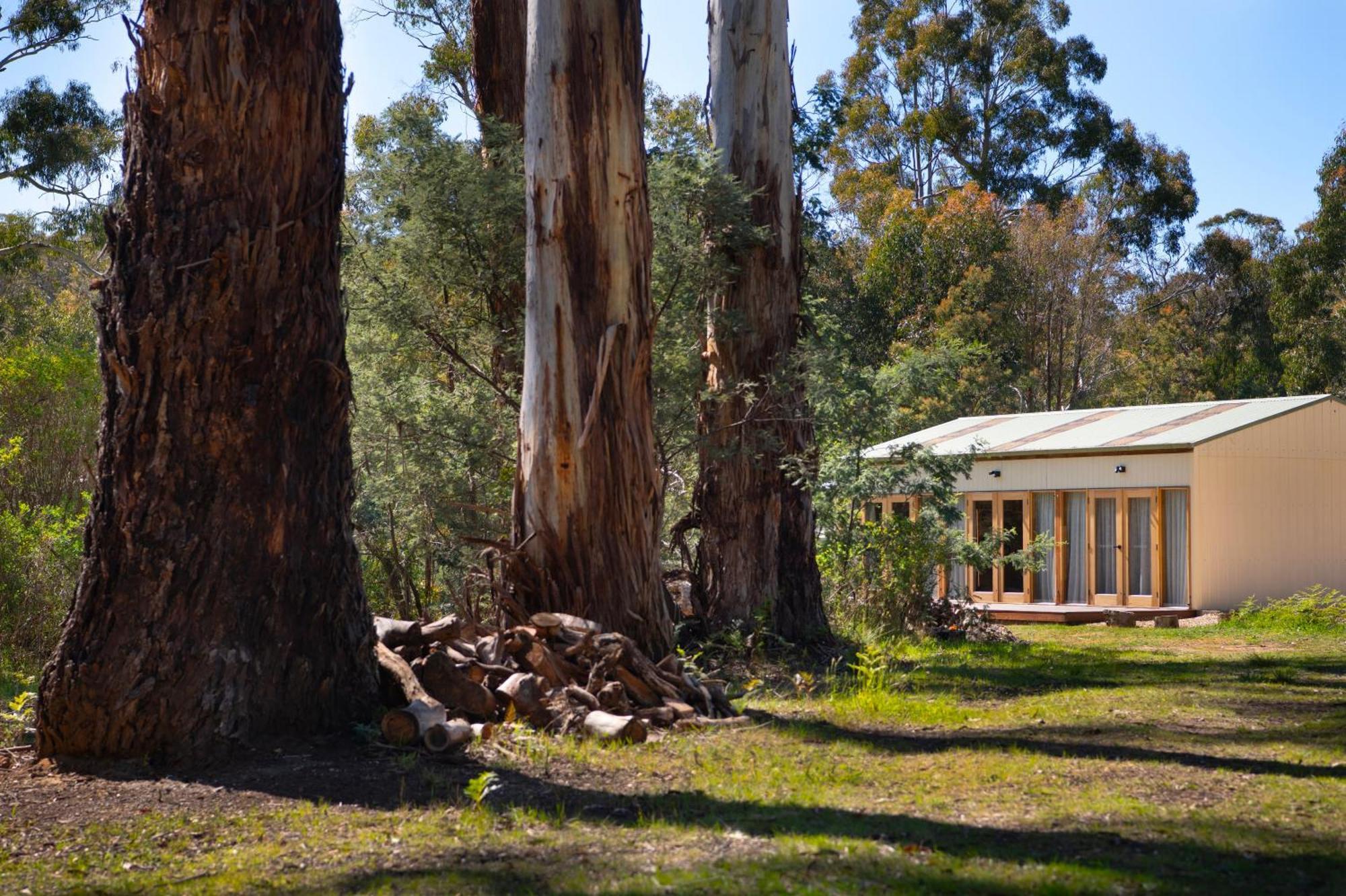 8 Bedroom Farmstead In Weatscheaf Daylesford Glenlyon Exterior photo